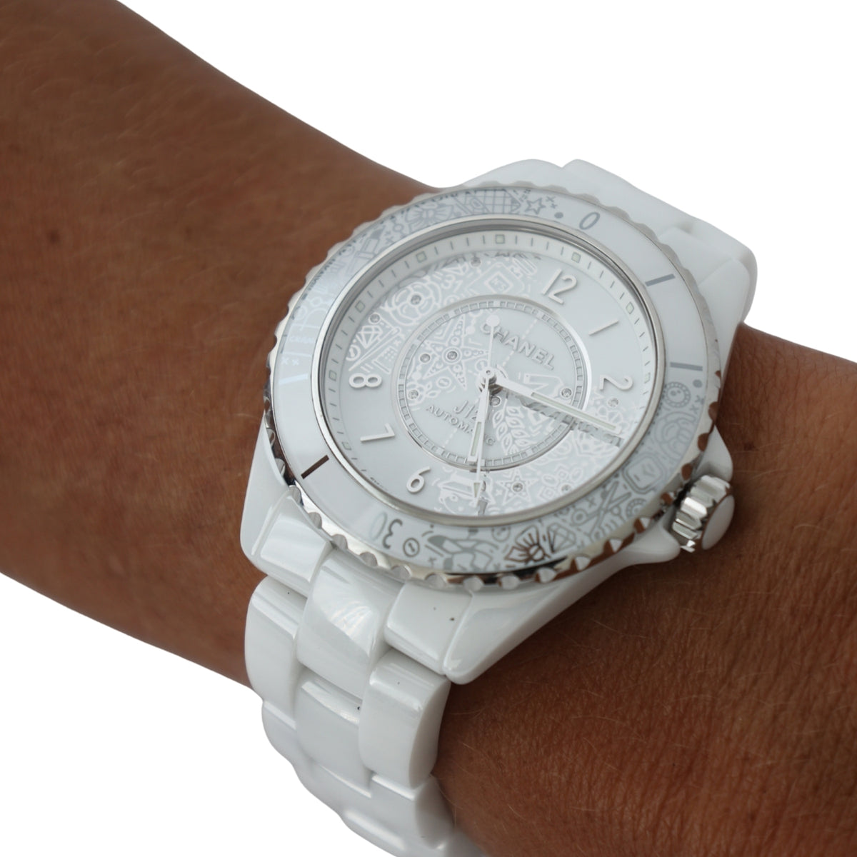 Montre Chanel J12 Limited Edition