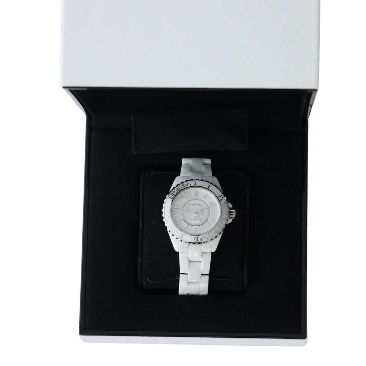 Montre Chanel J12 Limited Edition